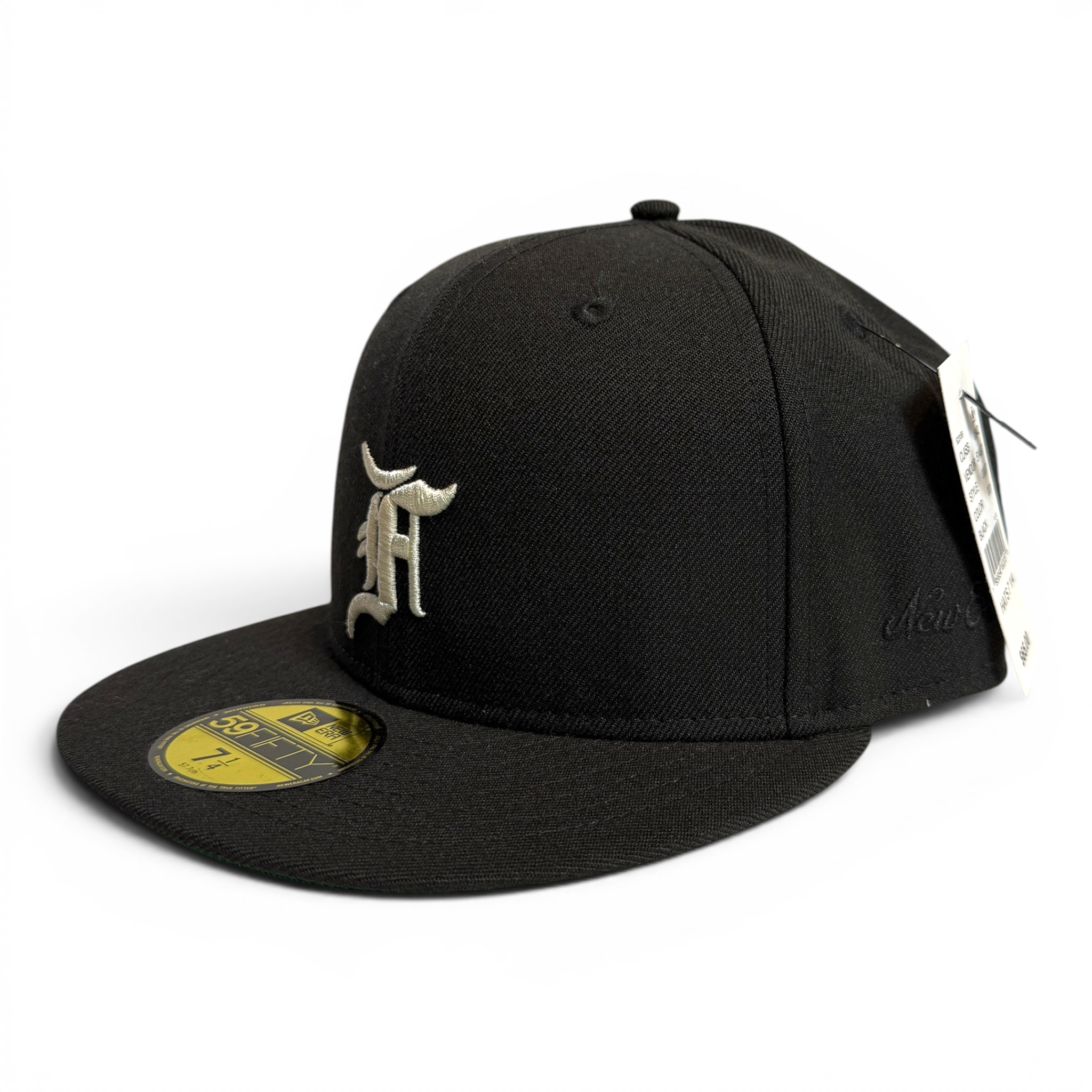 新品 ミセス NEW ERA 9THIRTY MGA CAP ピンズ付 NAVY Mrs GREEN APPLE × NEW ERA 9THIRTY MGAロゴキャップピンズ付 ミセス