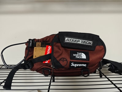Supreme x The North Face Steep Tech Waist Bag "Brown" NM82291I / NF0A82YW