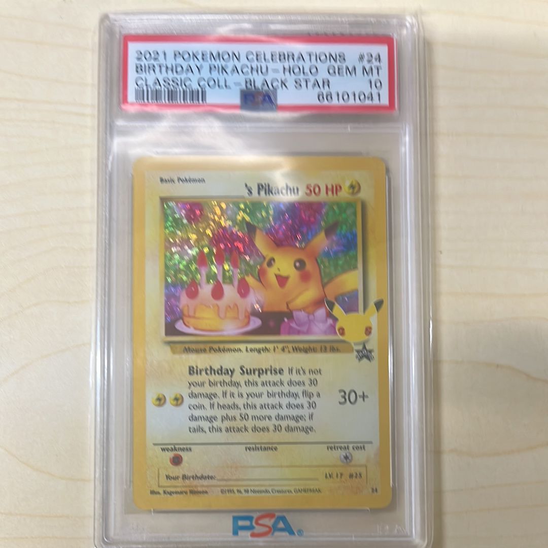 _のピカチュウ(お誕生日ピカチュウ)【英語版】(ソード&シールド「セレブレーションズ」)