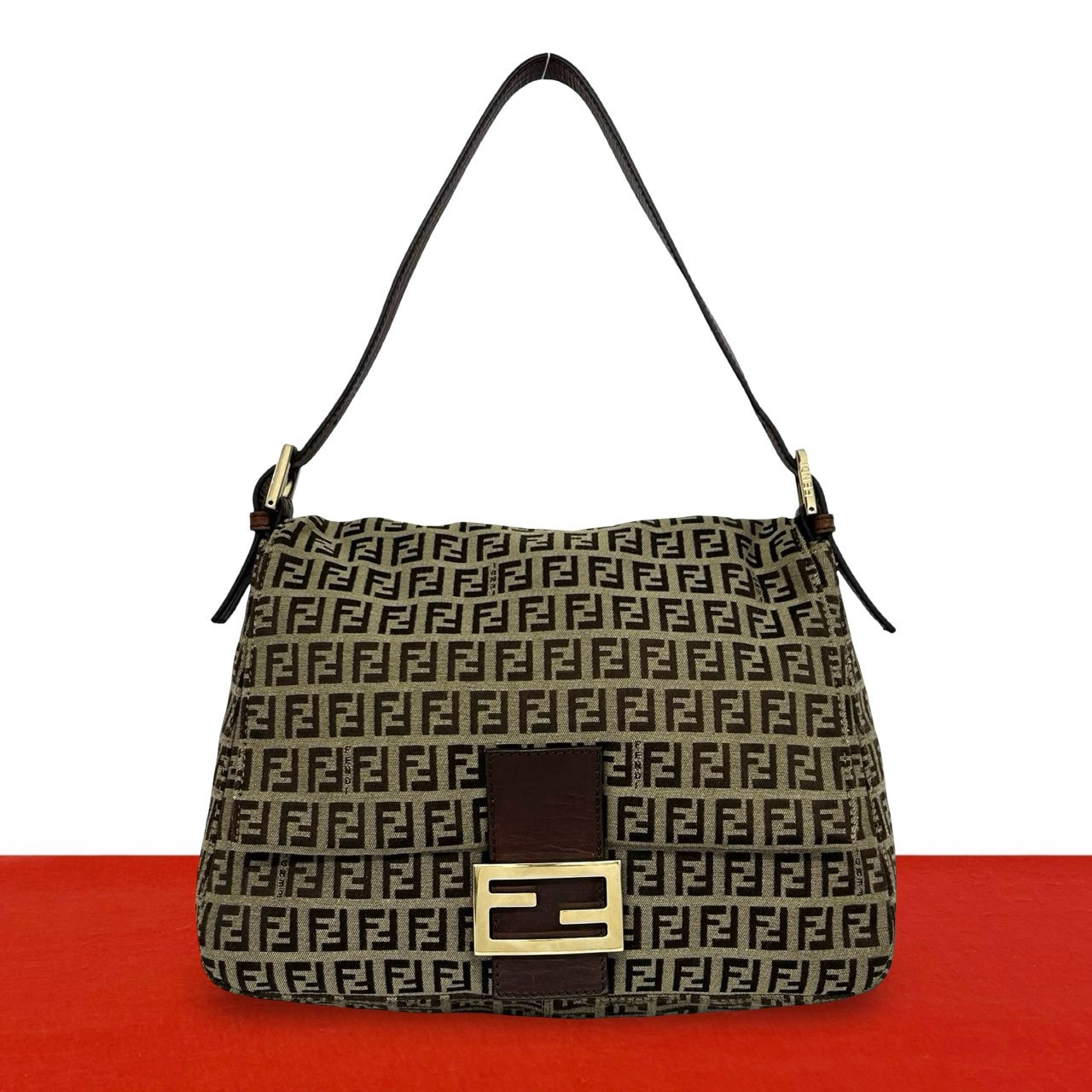 FENDI フェンディ マンマバケット ズッキーノ FF 柄 キャンバス レザー ショルダーバッグ ブラウン
 18883