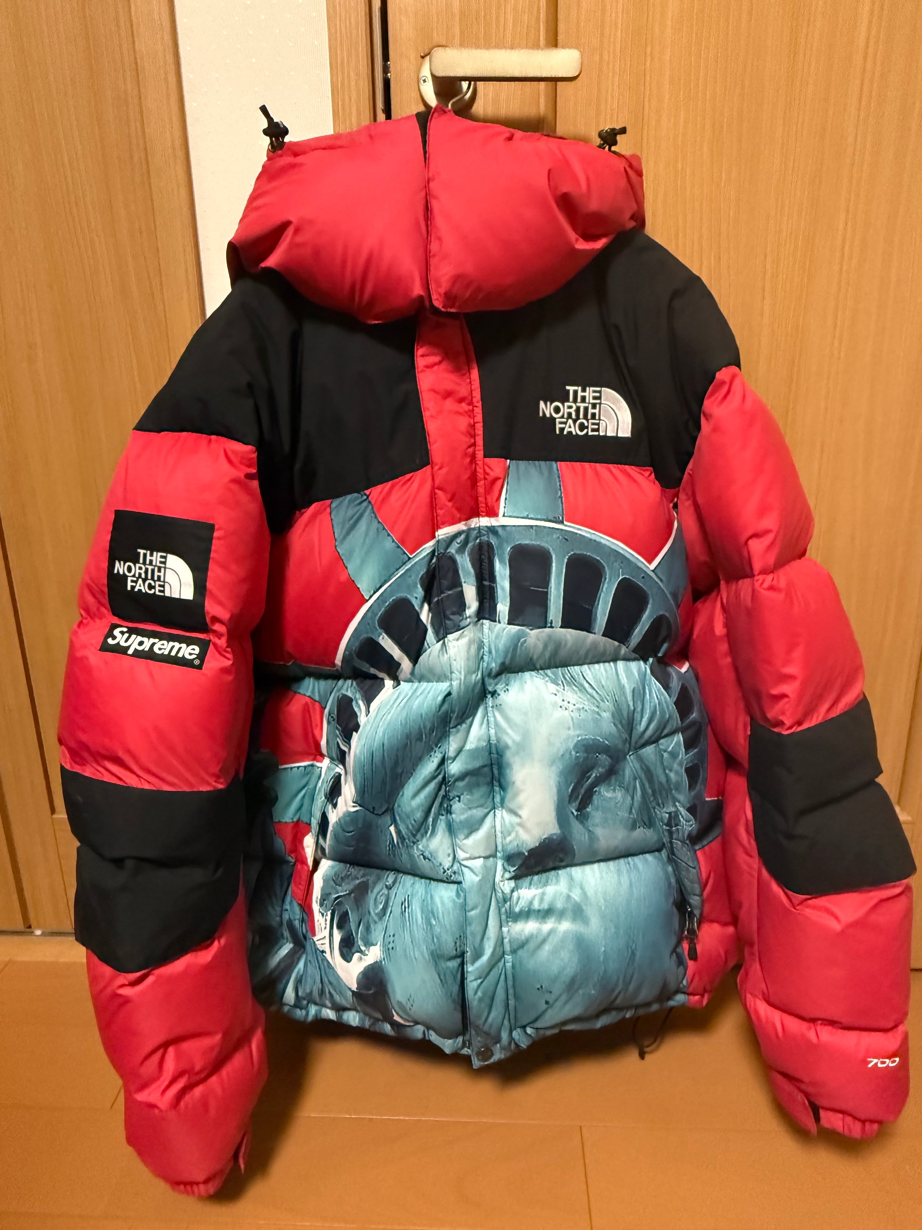 Supreme x The North Face Statue of Liberty Baltoro Jacket "Red"