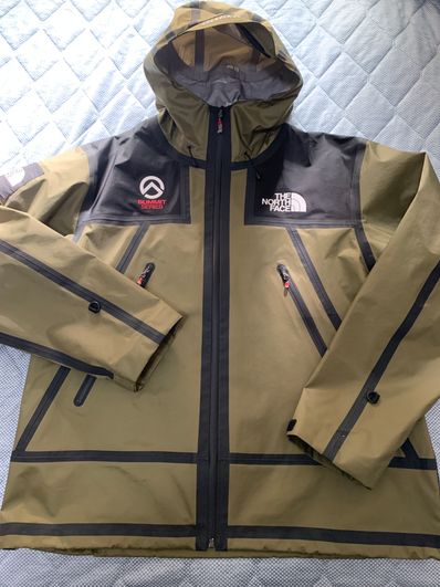 Supreme x The North Face Summit Series Outer Tape Seam Shell Jacket "Olive"