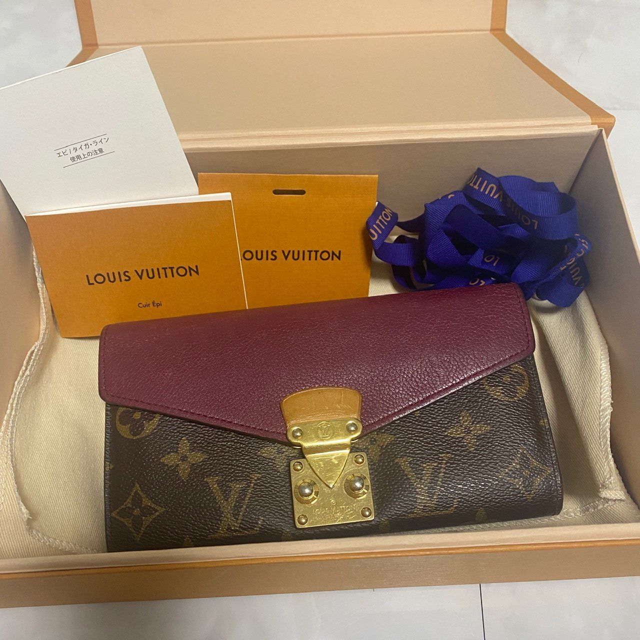Louis Vuitton Monogram Portefeuille Paras "Oroll"
