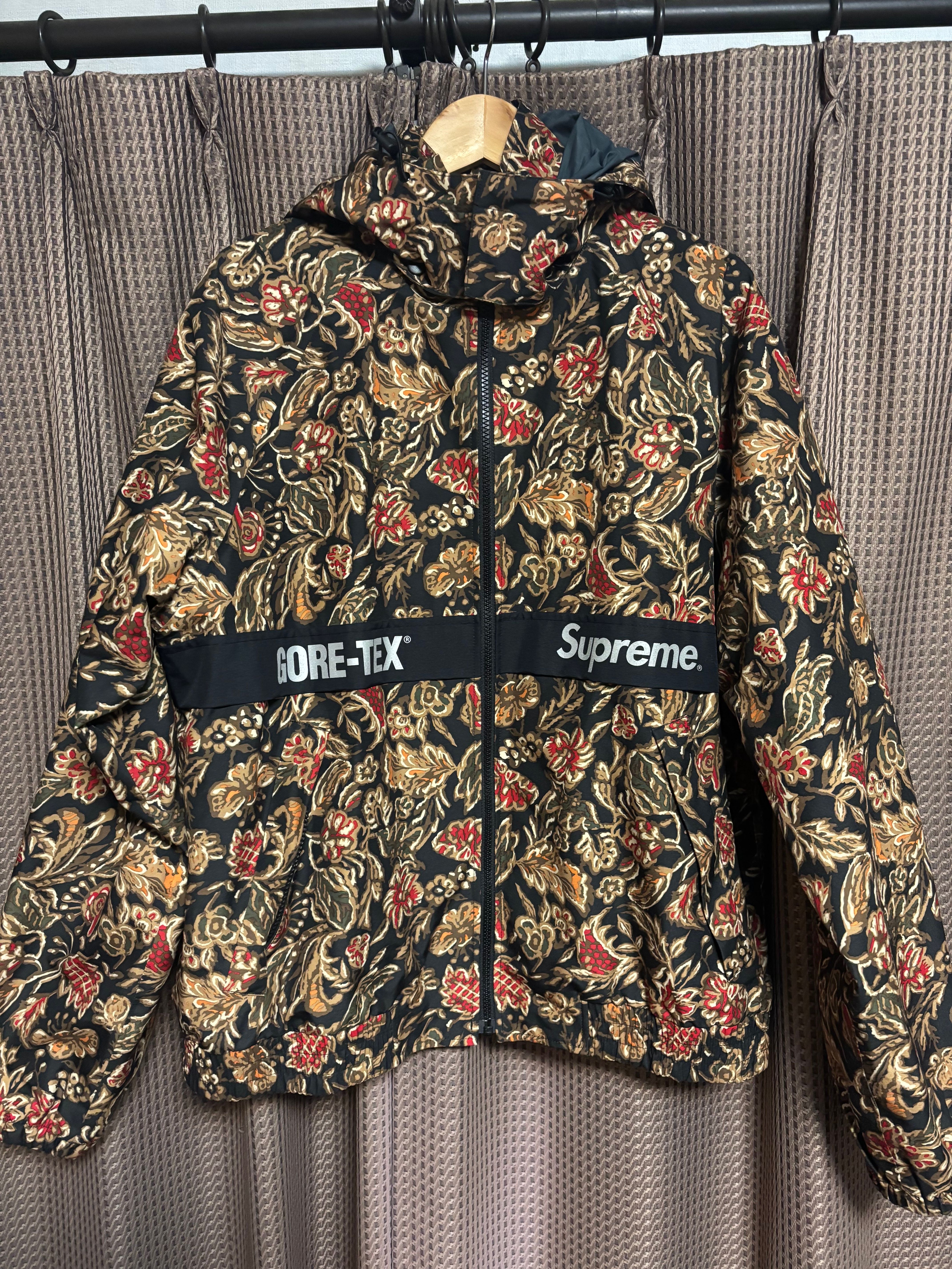 Supreme GORE-TEX Court Jacket "Flower"