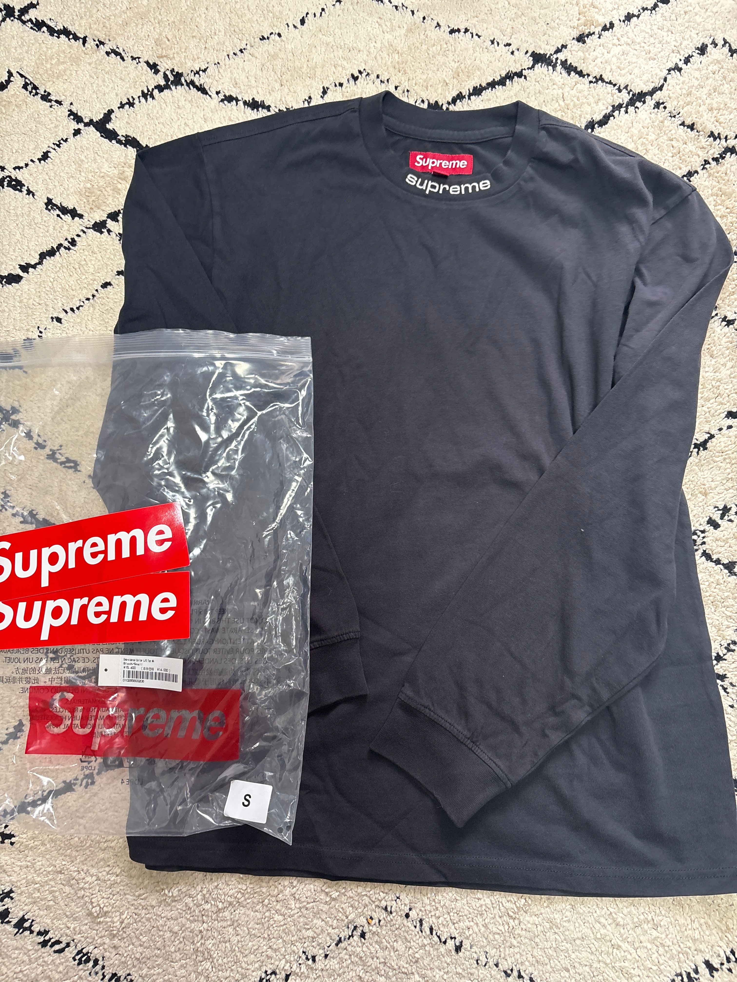Supreme Collar Logo L/S Top "Black"
