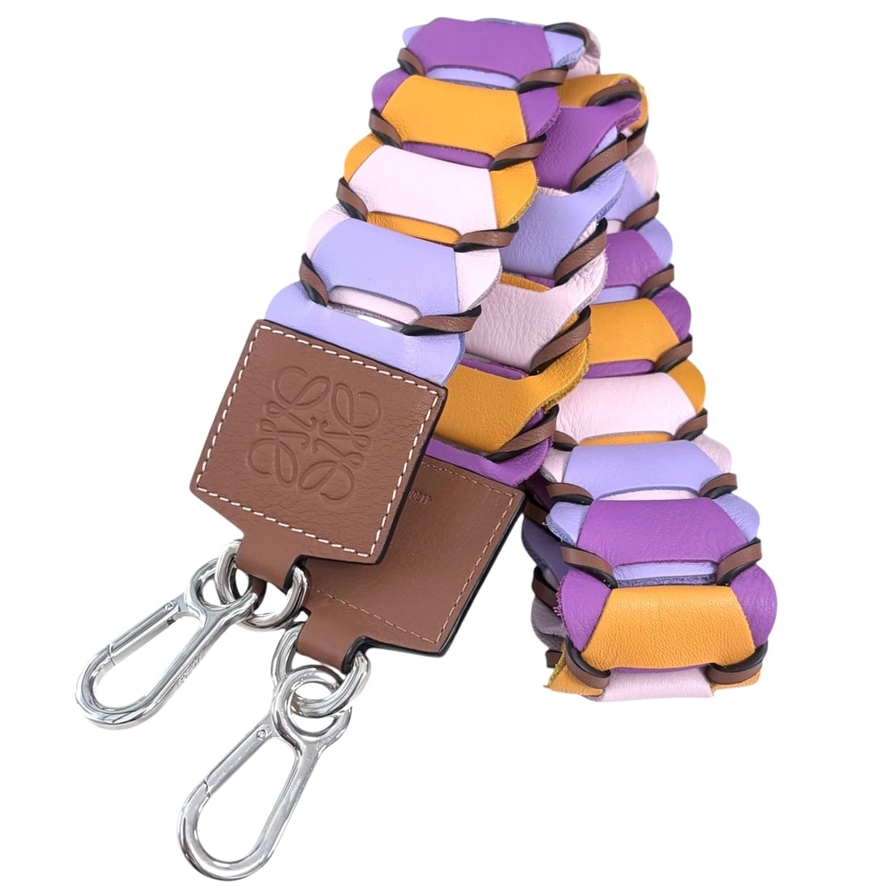LOEWE ロエベ ファッション雑貨 ショルダーストラップ アナグラム ファッションアイテム レザー    マルチカラー シルバー金具 レディース【中古品】