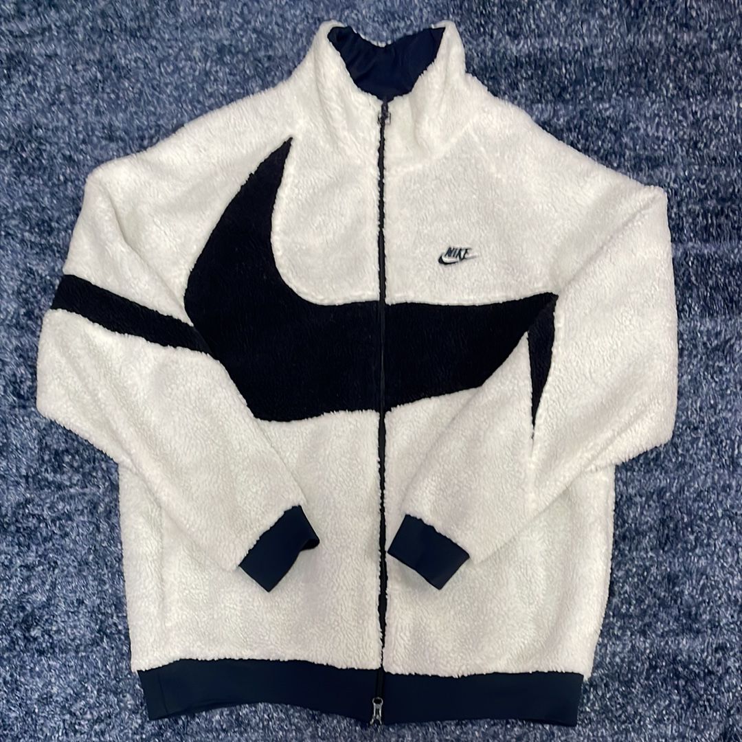 Nike Big Swoosh Reversible Boa Jacket "Sail/Dark Obsidian"