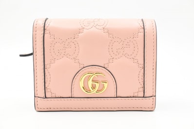 グッチ GGマトラッセ 二つ折り財布 723786