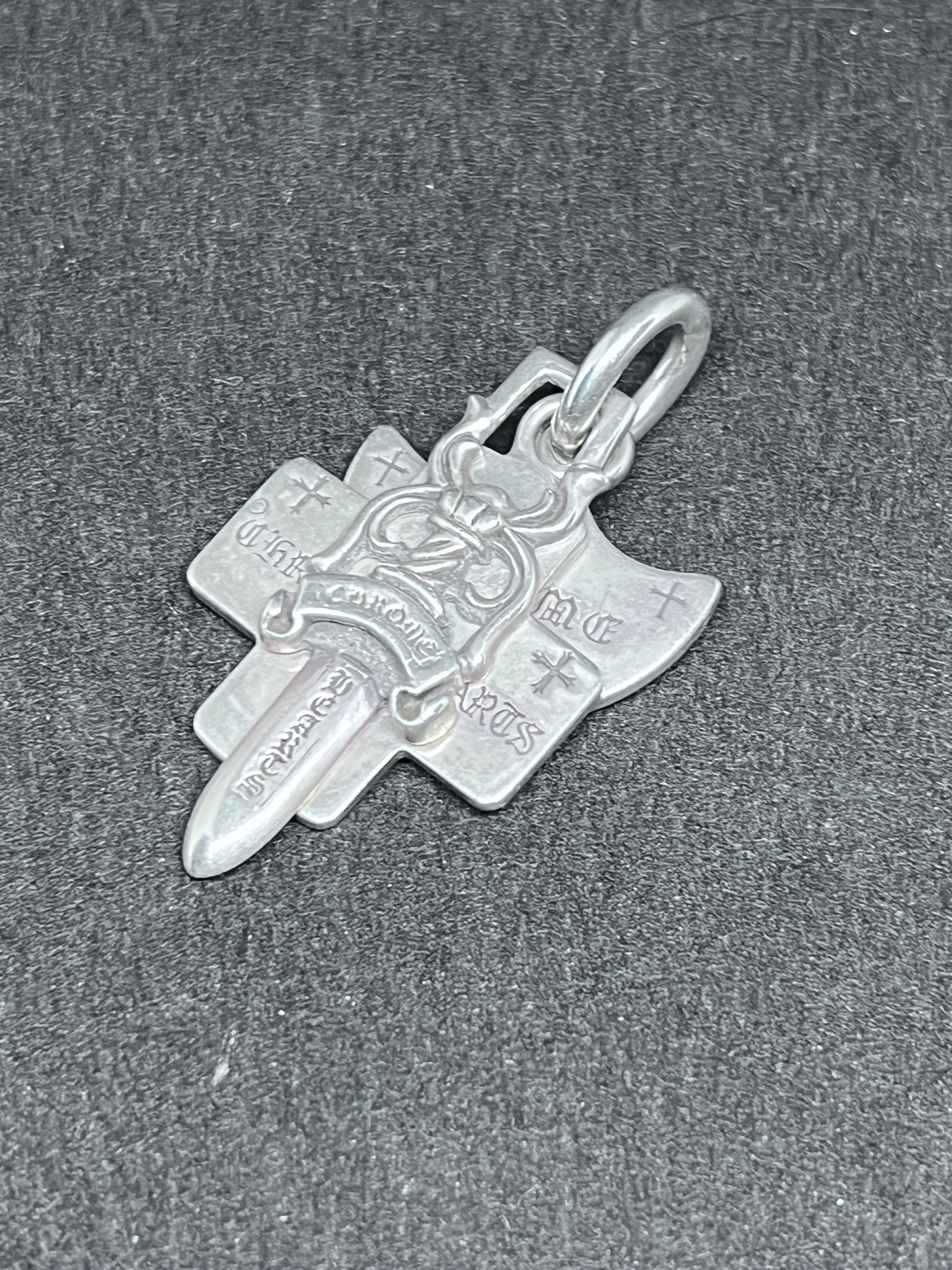 Chrome Hearts 3 Trinket Pendant "Silver"