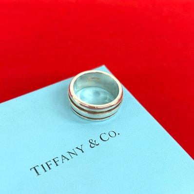 TIFFANY&Co. ティファニー グルーブド ダブルライン リング シルバー925 リング・指輪 19号 シルバー
20634