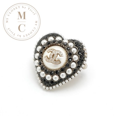 シャネル CHANEL ブローチ コサージュ ゴールド ブラック ホワイト ココマーク パール ラインストーン ハート
