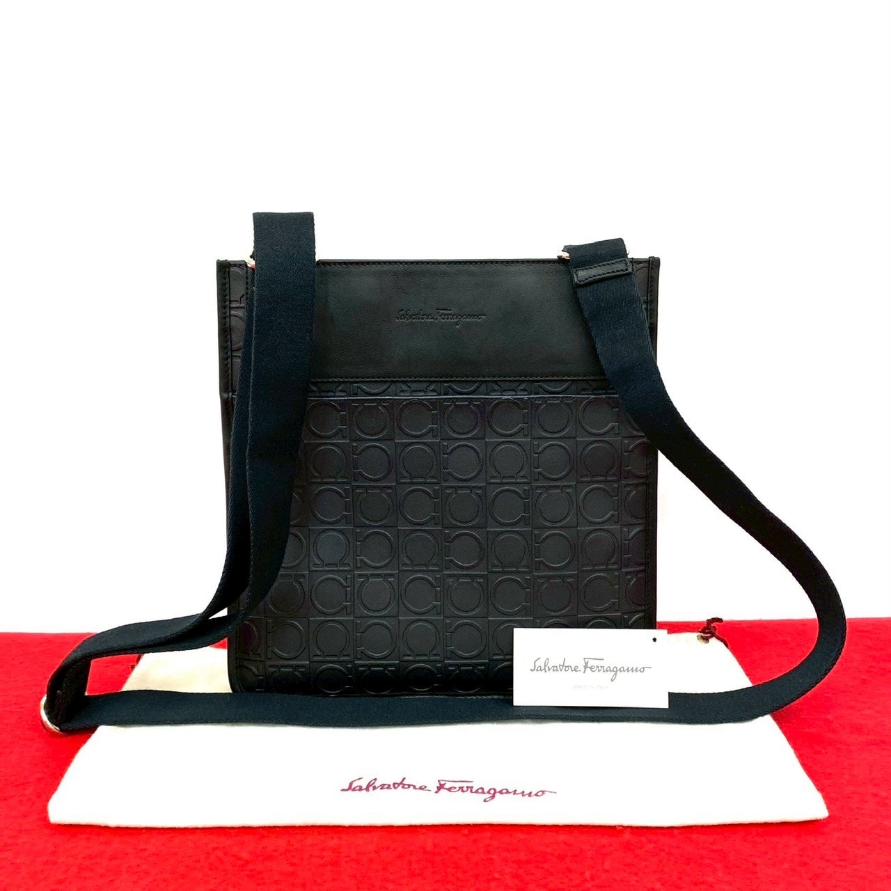 B (目立った傷や汚れなし)】Salvatore Ferragamo サルヴァトーレ