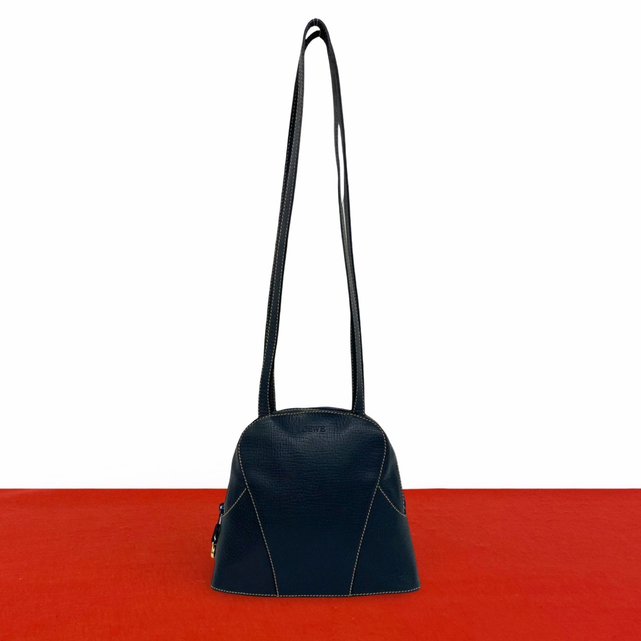 LOEWE ロエベ ロゴ レザー ショルダーバッグ ネイビー
 47855