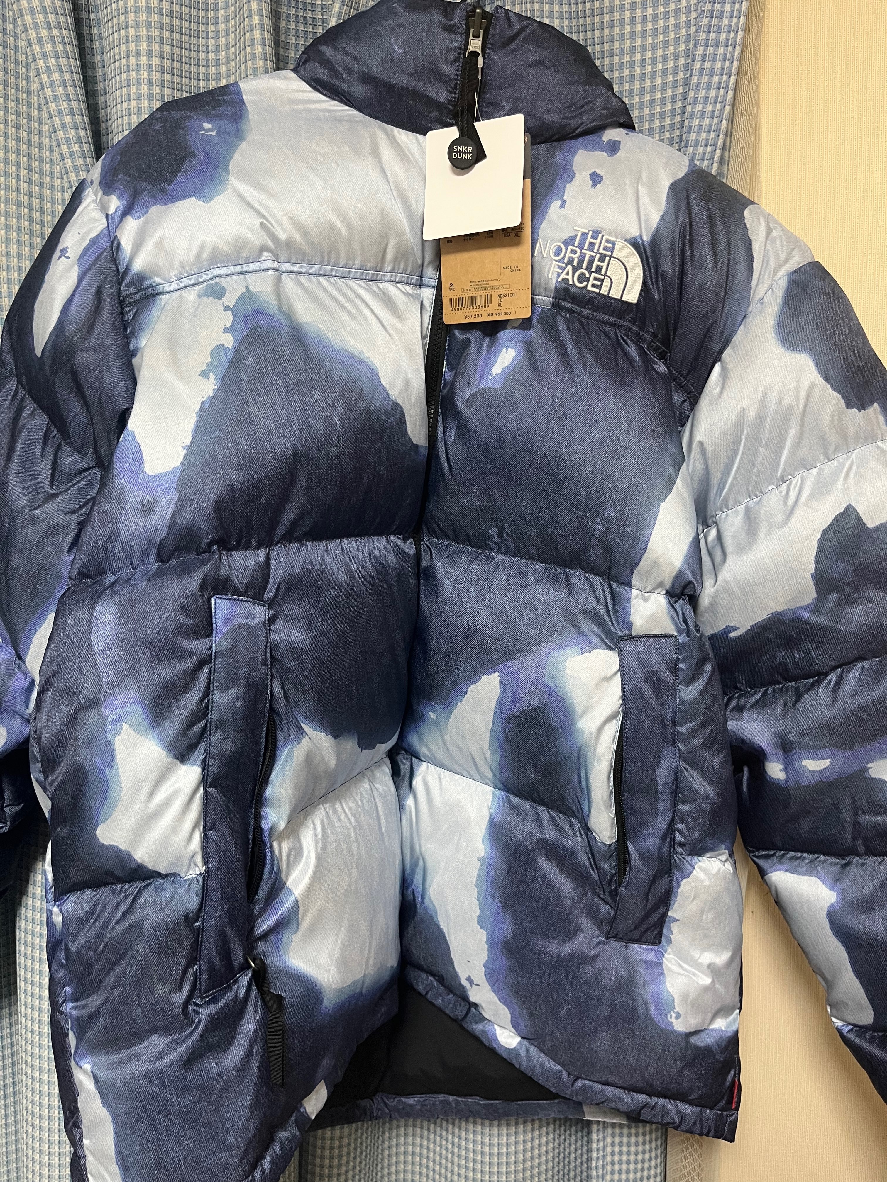 Supreme x The North Face Bleached Denim Print Nuptse Jacket "Indigo"
