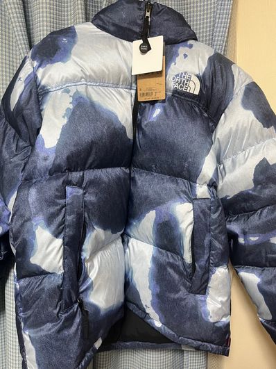 Supreme x The North Face Bleached Denim Print Nuptse Jacket "Indigo"