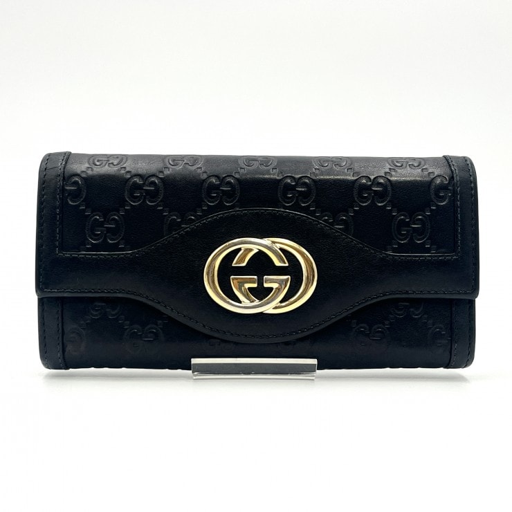 GUCCI(グッチ)インターロッキングG GGエンボス 長財布 ブラック レザー ゴールド金具 フラップウォレット レディース【中古】