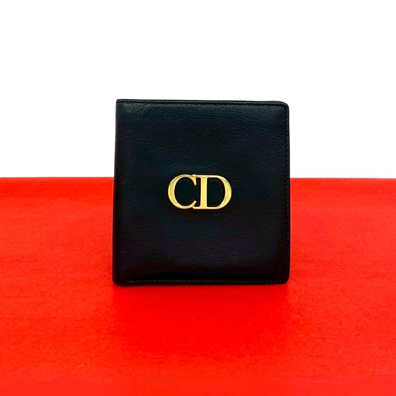Christian Dior ディオール CD ロゴ 金具 レザー 二つ折り財布 ブラック
21089
