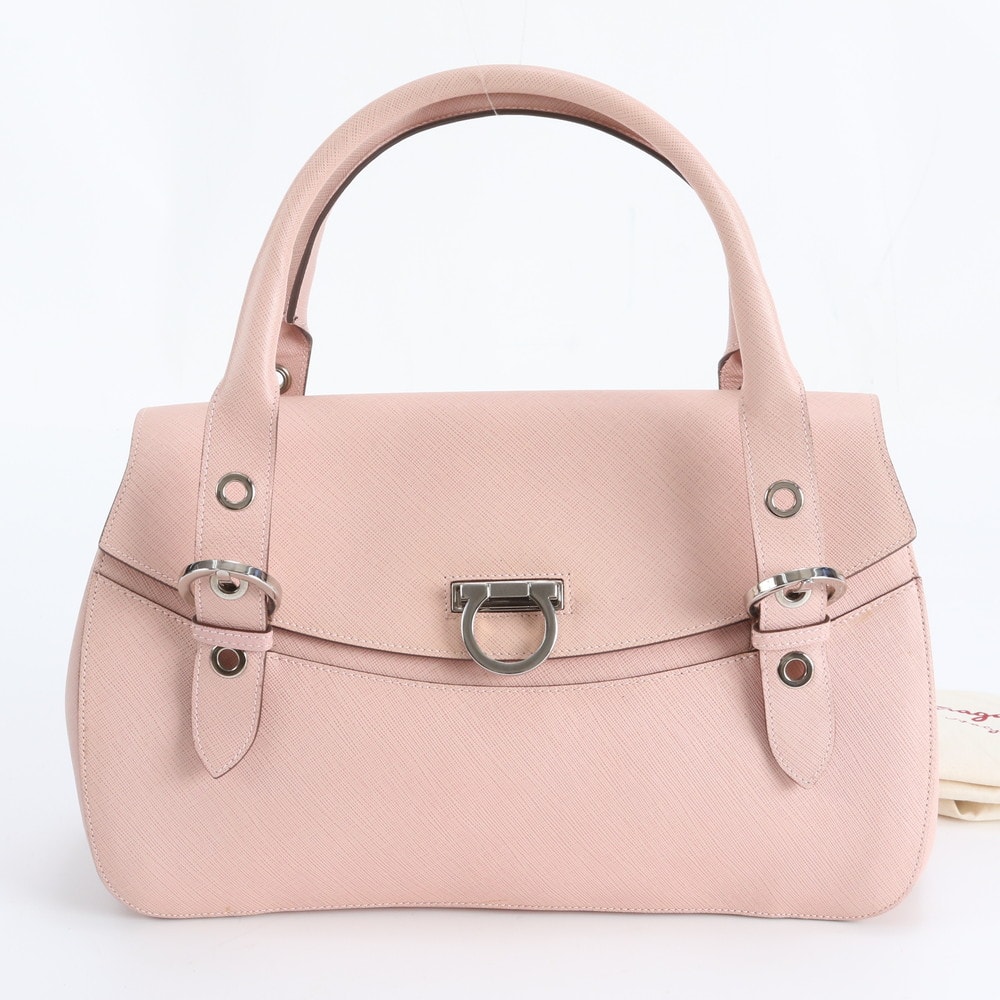 ■極美品 サルヴァトーレフェラガモ ガンチーニトート バッグ レザー