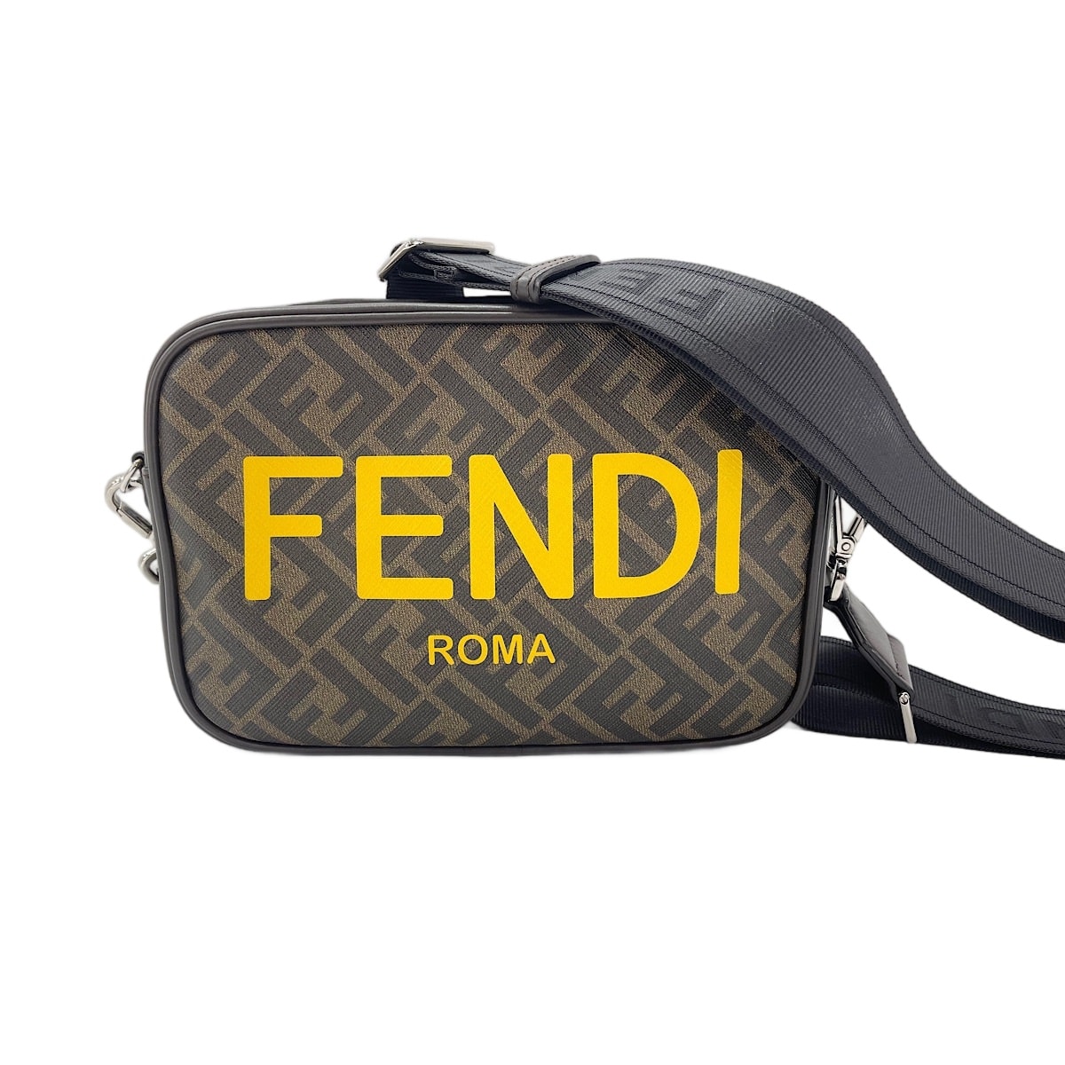 フェンディ FENDI レザー カメラケース ズッカ ショルダーバッグ【中古】