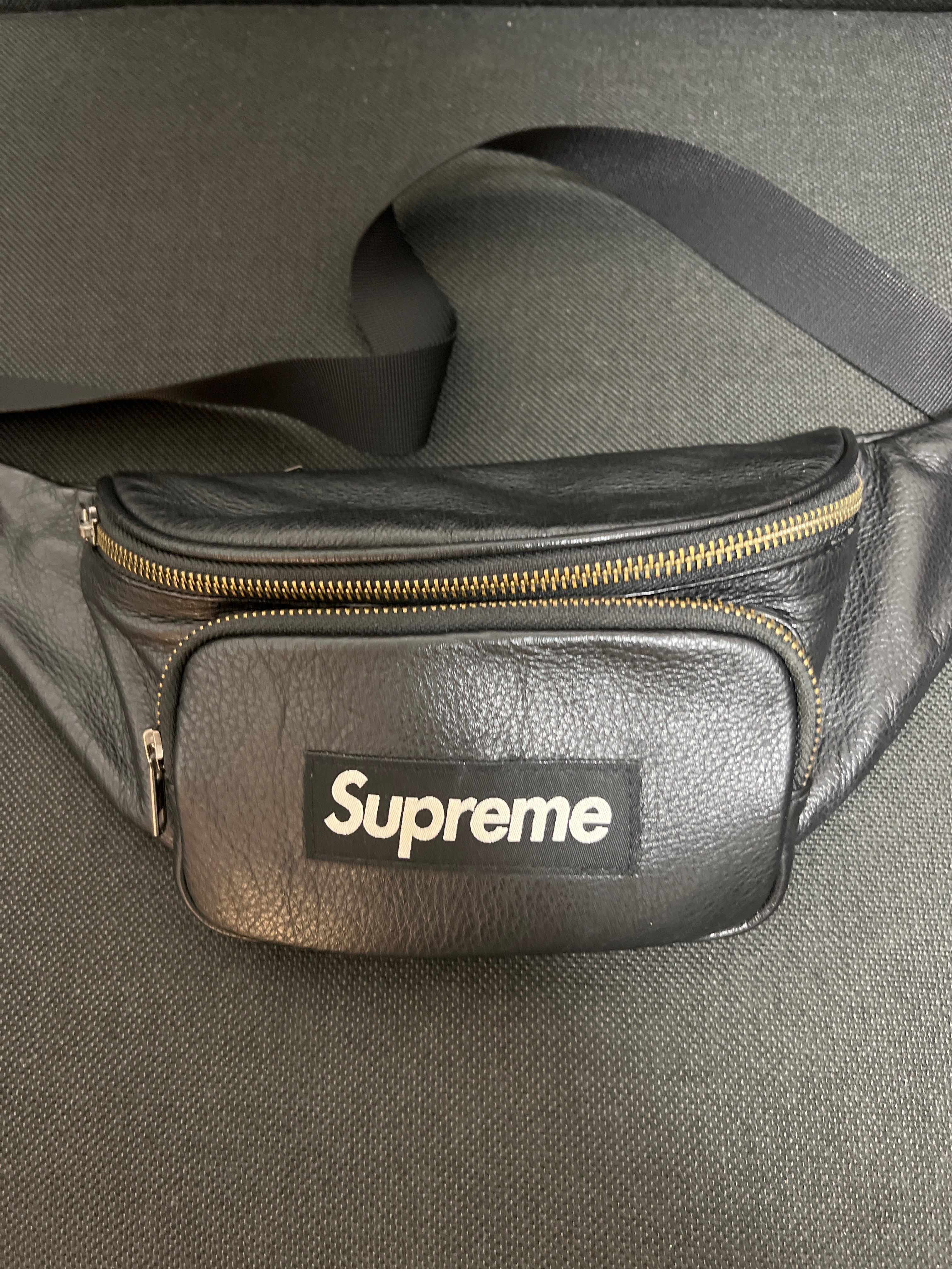 Supreme ボディバッグ レザー