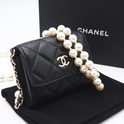 極美品 CHANEL シャネル ミニマトラッセ パールチェーンウォレット AP2583 ショルダーバッグ ブラック ラムスキン レディース