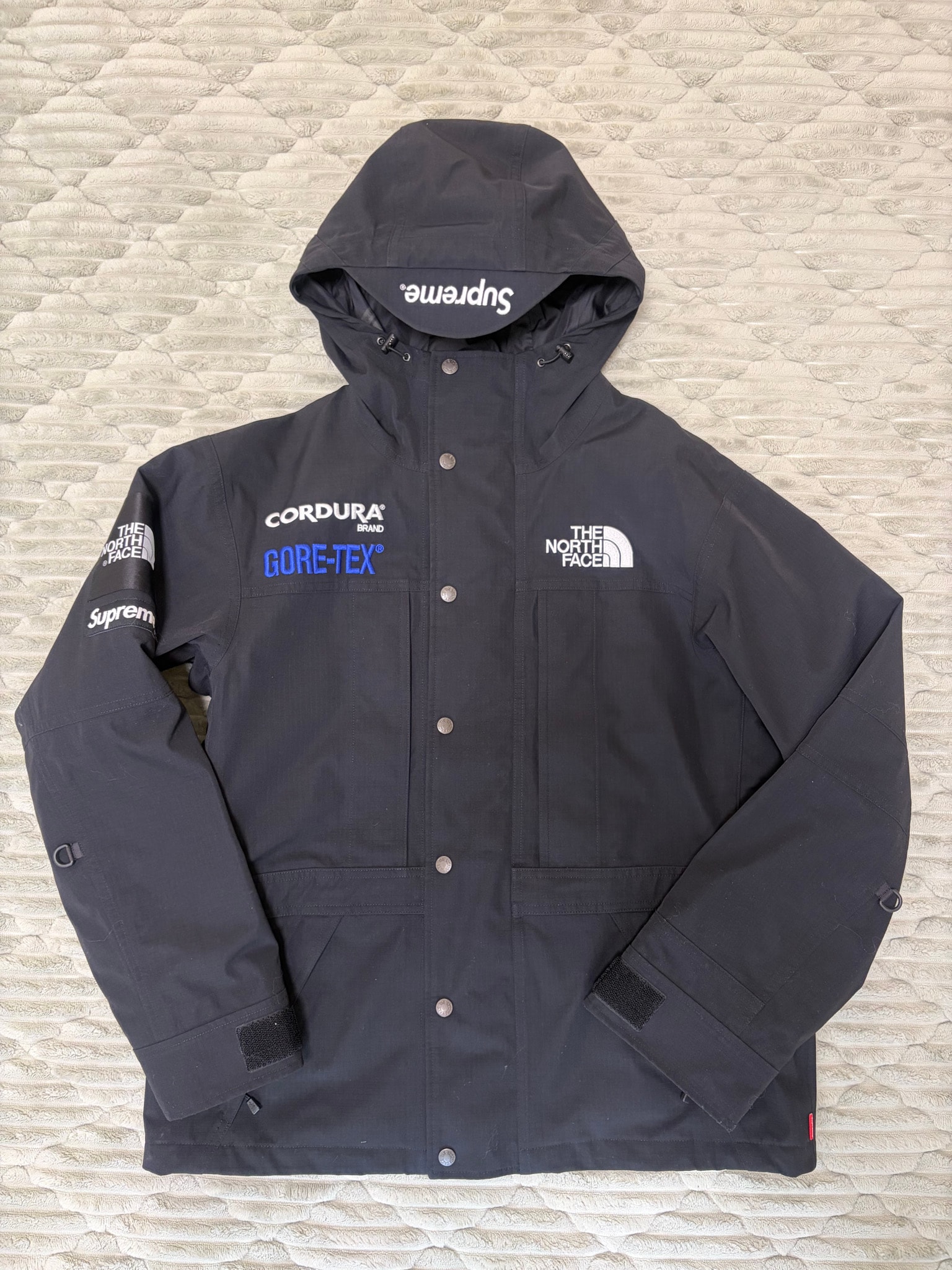 Supreme x The North Face Expedition Jacket "Black"