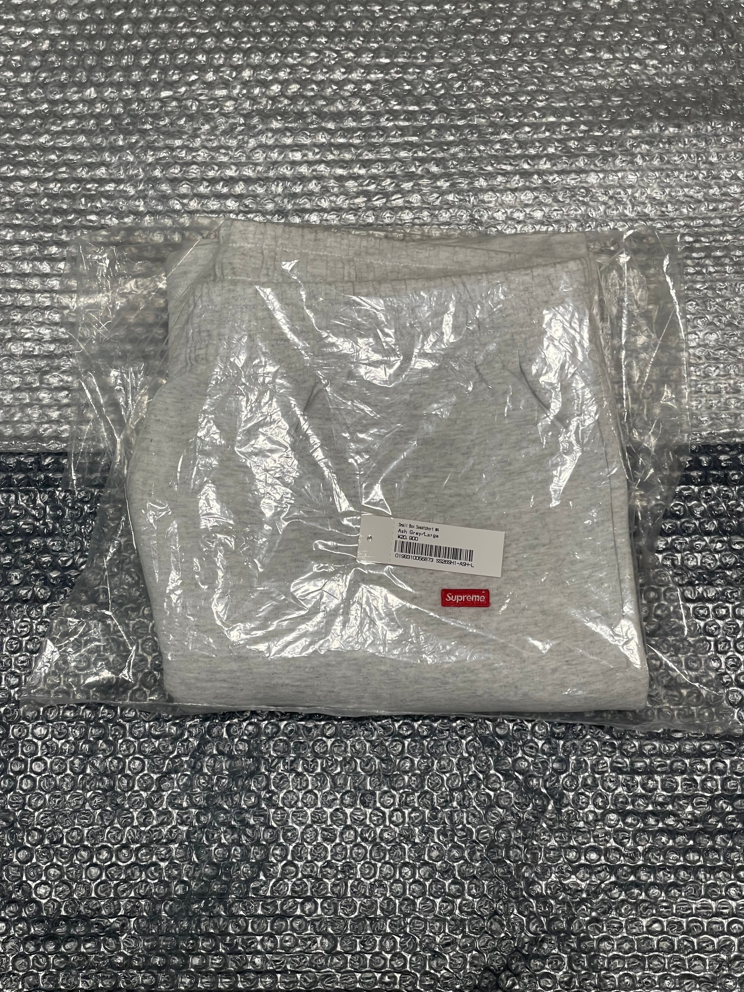 A+ (新品・未使用(ワケあり))】シュプリーム スモールボックス