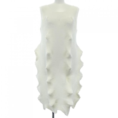 イッセイミヤケ ISSEY MIYAKE IM51KH784 トップス