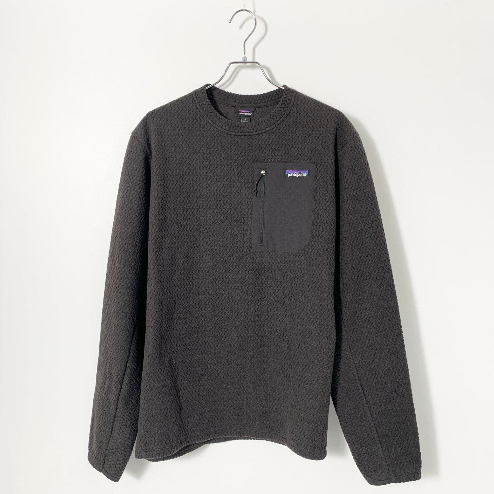 patagonia R1 air crew tops "Black"