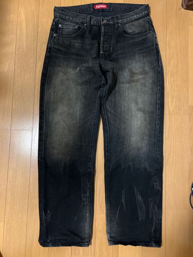 Supreme Distressed Loose Fit Selvedge Jean "Washed Black" (23FW)