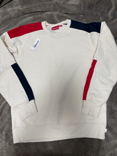 Supreme Cutout Logo Crewneck Supreme Cutout Logo Crewneck