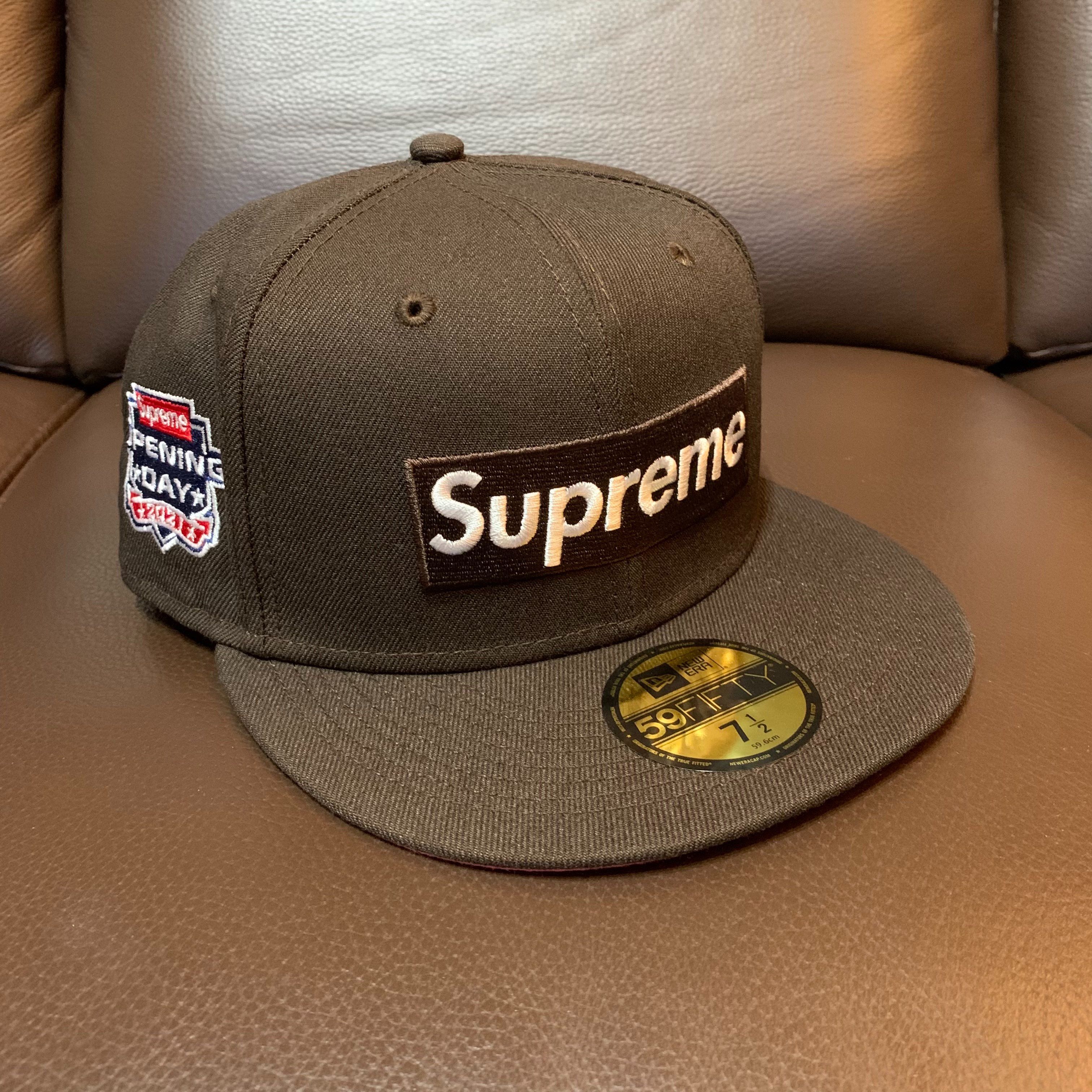 Supreme No Comp Box Logo New Era "Brown"