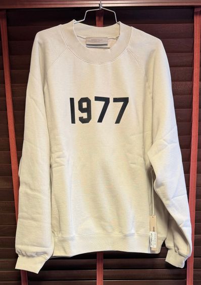 FEAR OF GOD ESSENTIALS 1977 CREWNECK "Wheat"