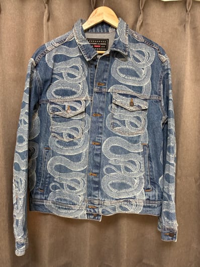 Supreme x HYSTERIC GLAMOUR Snake Denim Trucker Jacket "Blue"