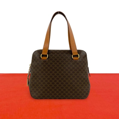 CELINE セリーヌ マカダム ブラゾン トリオンフ 柄 レザー PVC ハンドバッグ ブラウン
23853