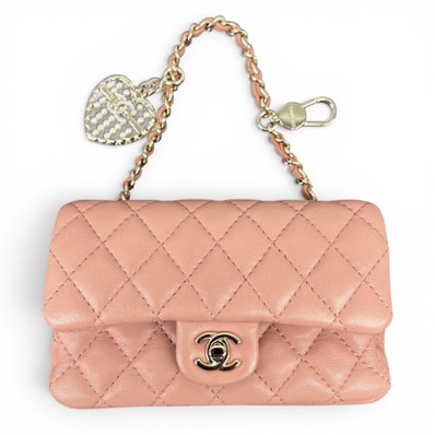CHANEL 未使用品 シャネル マトラッセ クラシック チャーム AP4760 ラムスキン レザー 新型シリアルシール ピンク ゴールド金具 ハート パール ポーチ 小物入れ 24-25年 メティエダールコレクション Sランク 中古 鑑定済 シャネルチャーム