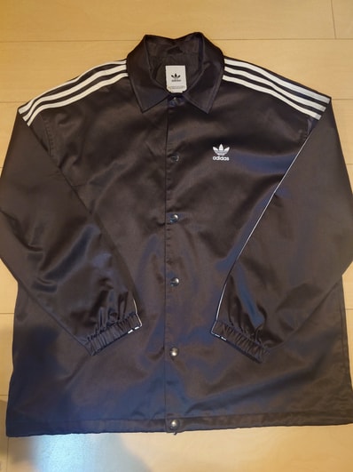 希少 アディダスオリジナルス 常田大希さん着用 サテンコーチジャケット