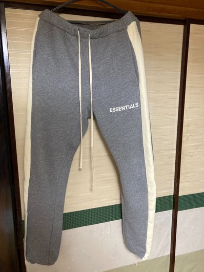 FEAR OF GOD Essentials Side Stripe Sweatpants "Grey"