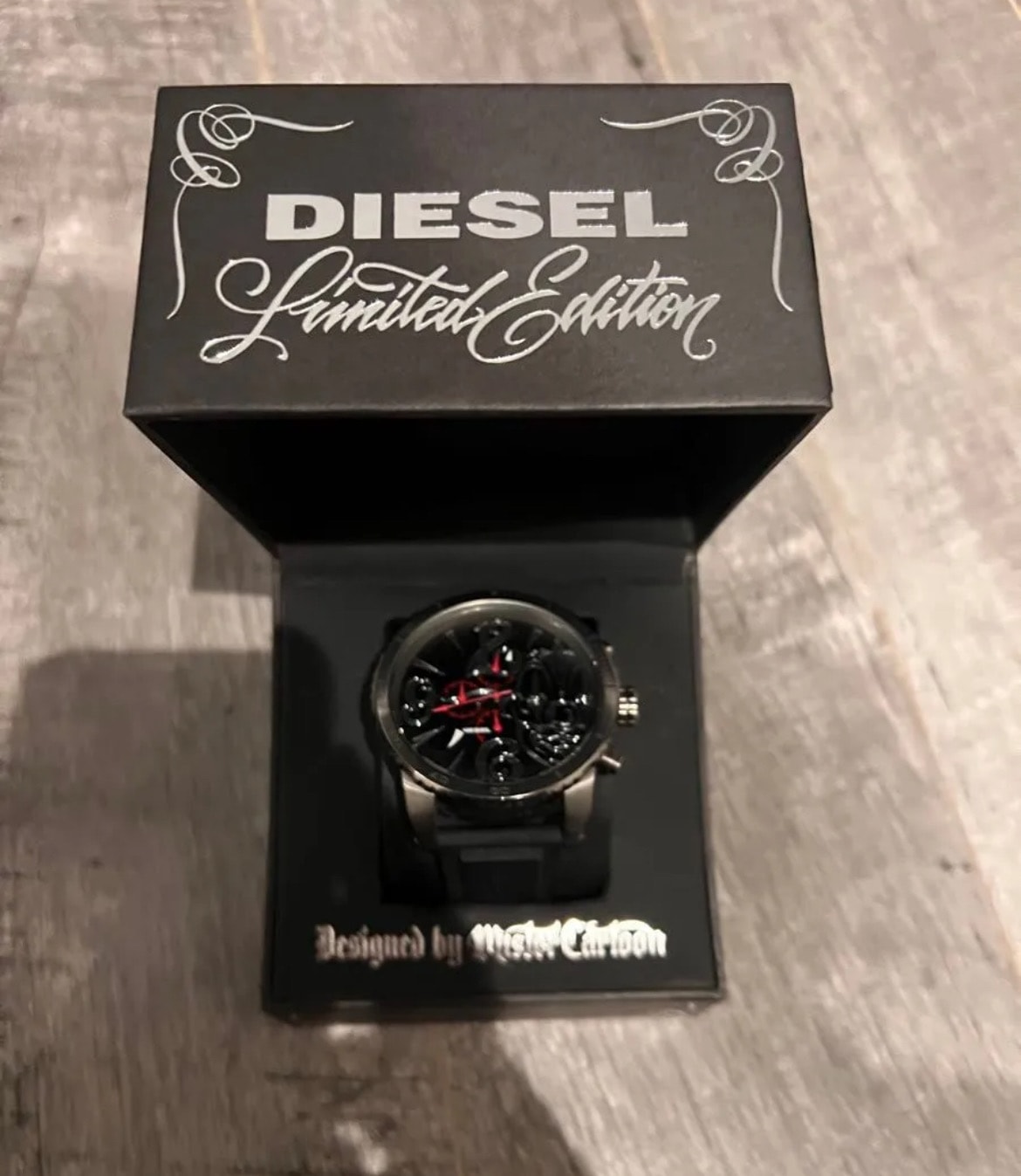 DIESEL x MR.CARTOON TIMEFRAMES Limited Edition Watch "black"