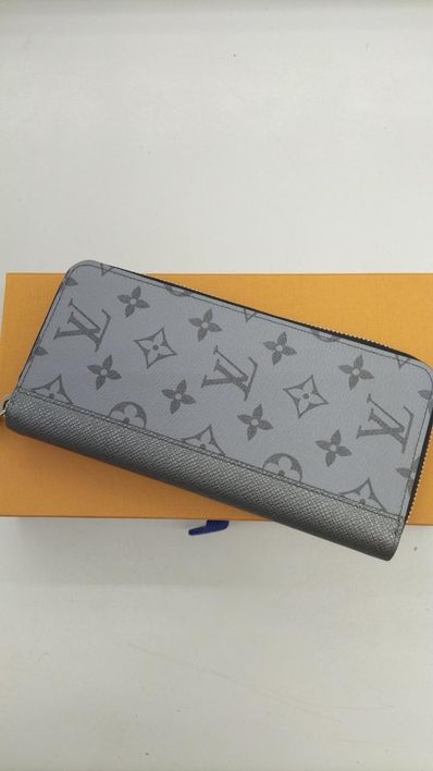 Louis Vuitton Zippy Wallet Vertical Taigarama "Silver"