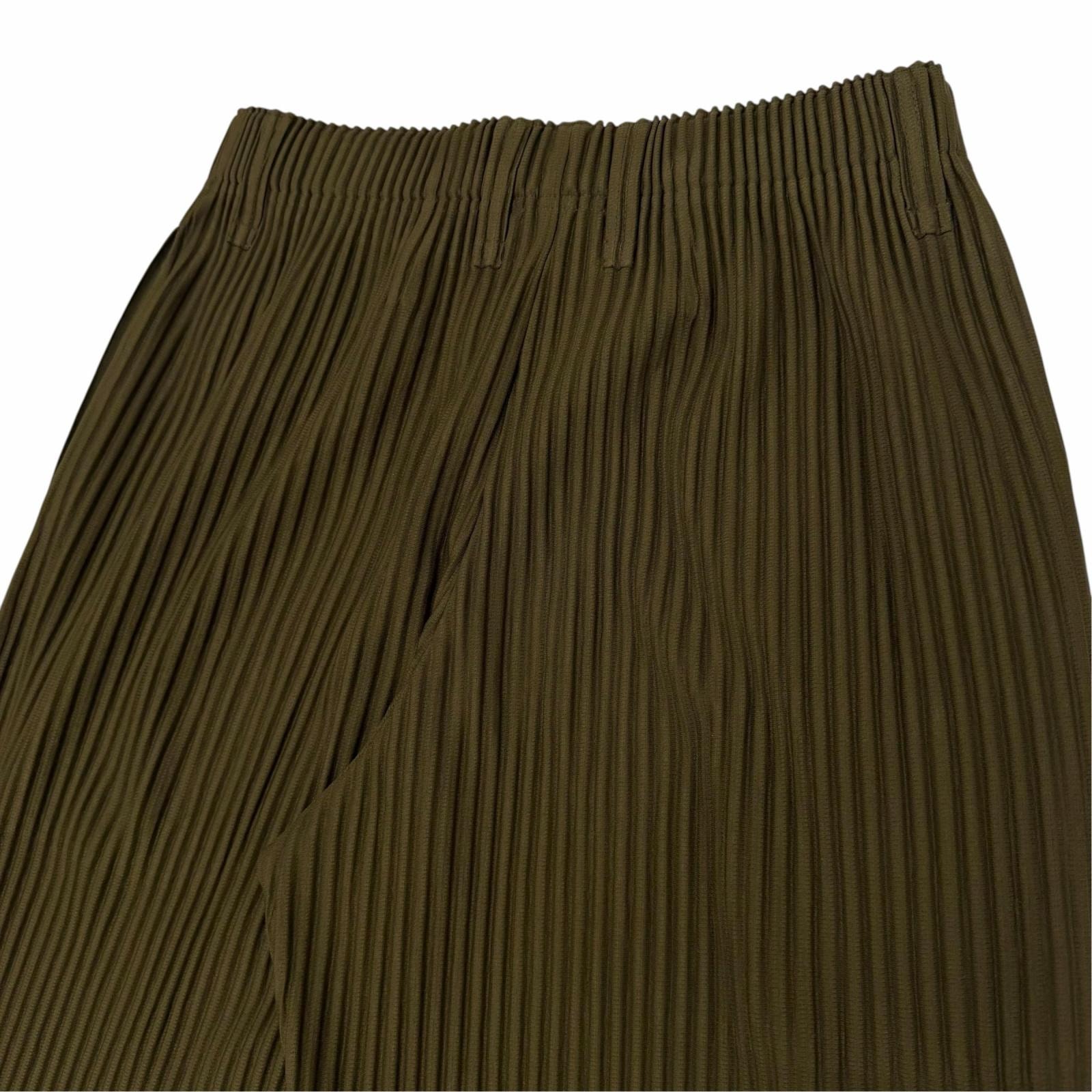 A (未使用に近い)】極美品 オム プリッセ イッセイミヤケ パンツ A (未使用に近い)】極美品 オム プリッセ イッセイミヤケ パンツ