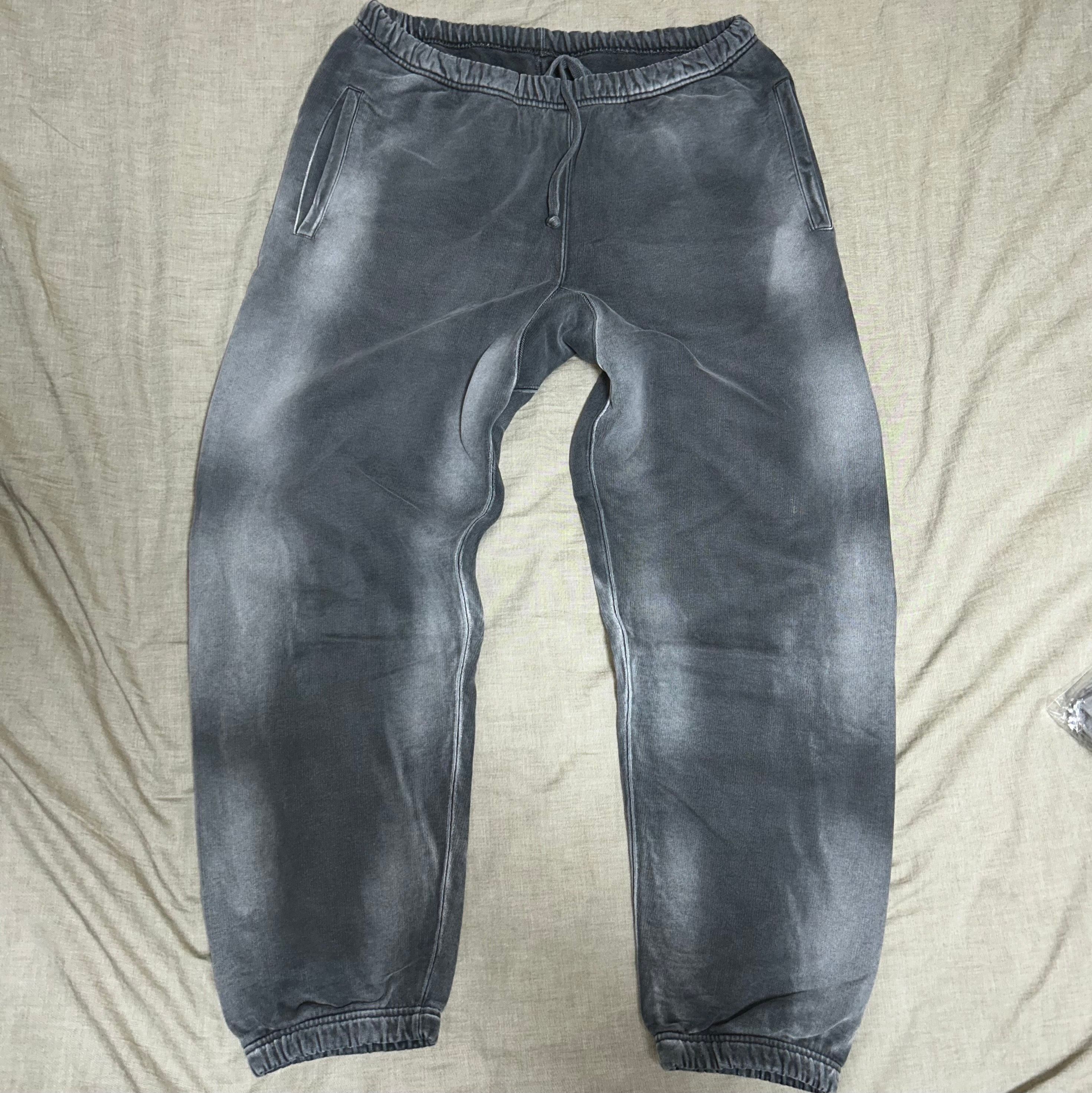 supreme breached sweatpant
