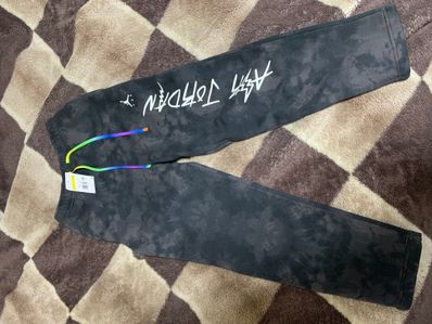 Jordan x J Balvin Men's Fleece Pants "Brown"