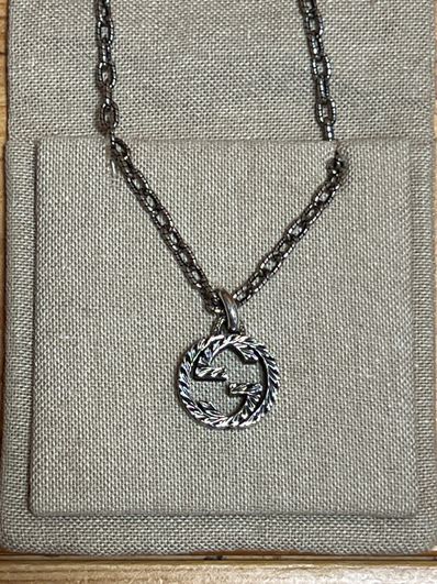 GUCCI Interlocking G Pendant Necklace