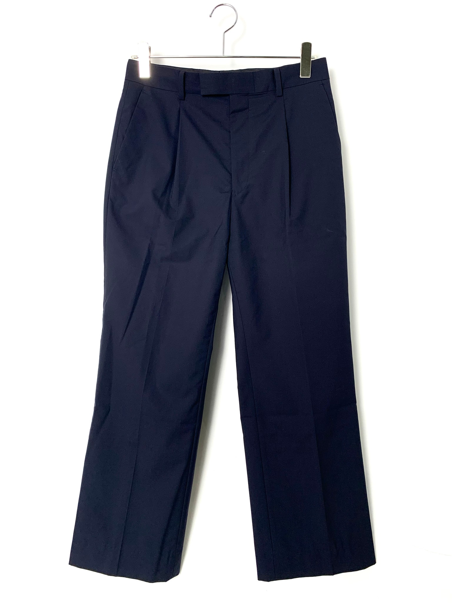 AURALEE Ultra Fine Tropical Wool Two-Tuck Slacks "Top Charcoal"