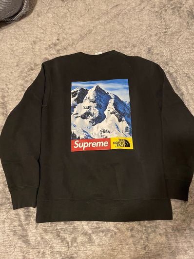 Supreme north on sale face mountain crewneck