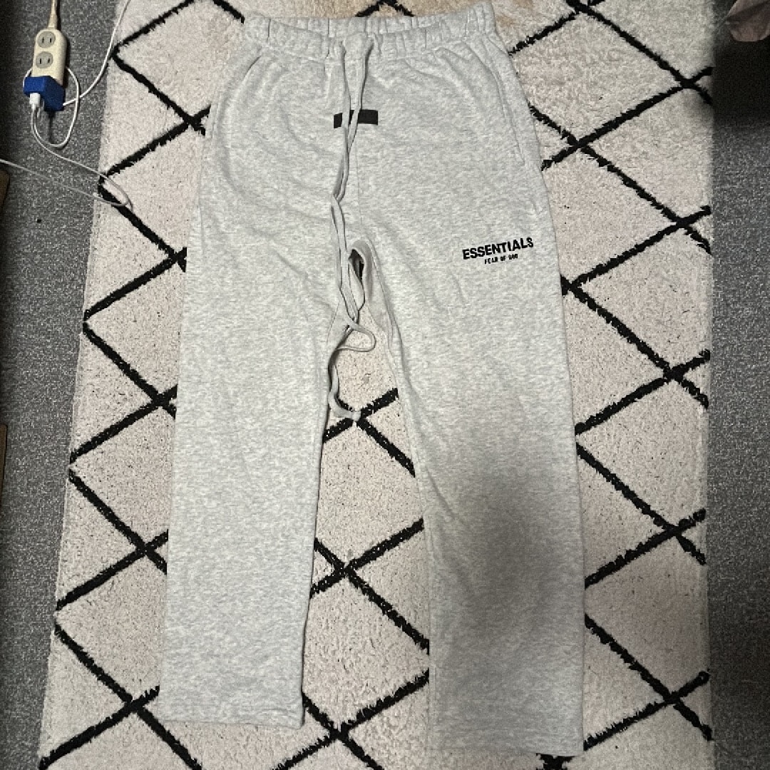 FEAR OF GOD Essentials Core Relaxed Sweatpants "Light Oatmeal"