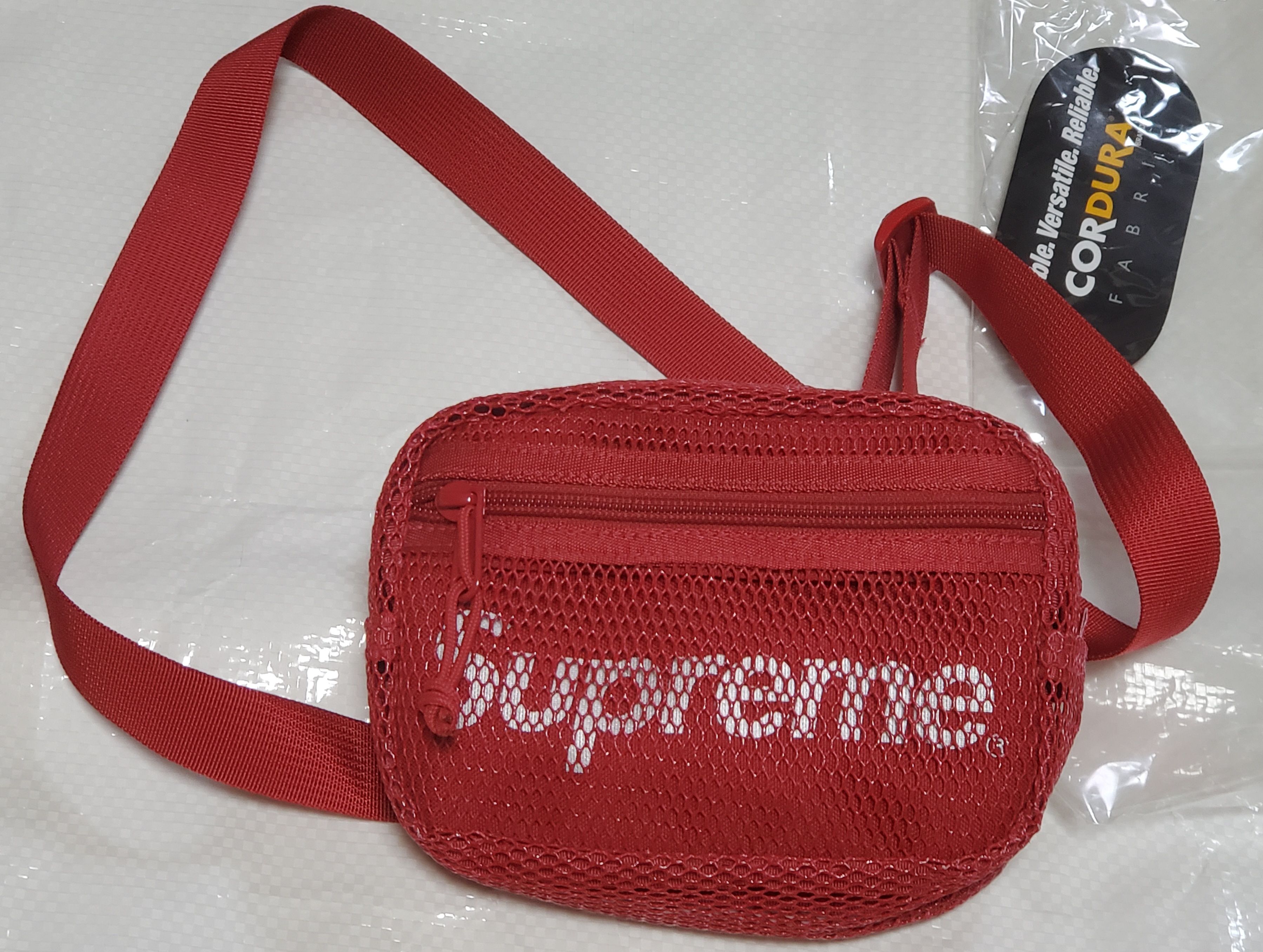 Supreme 20SS Small Shoulder Bag 