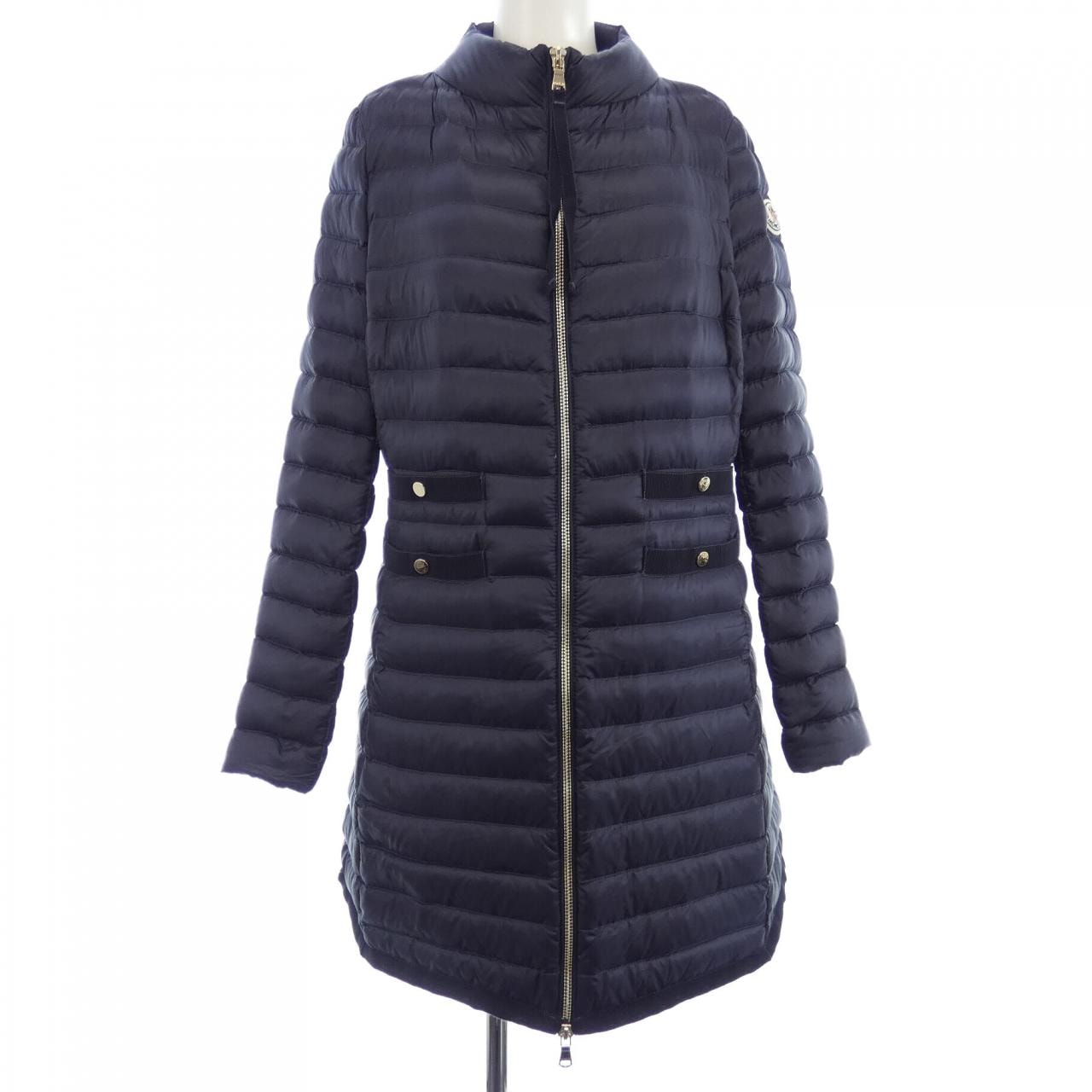 モンクレール MONCLER ダウンジャケット
