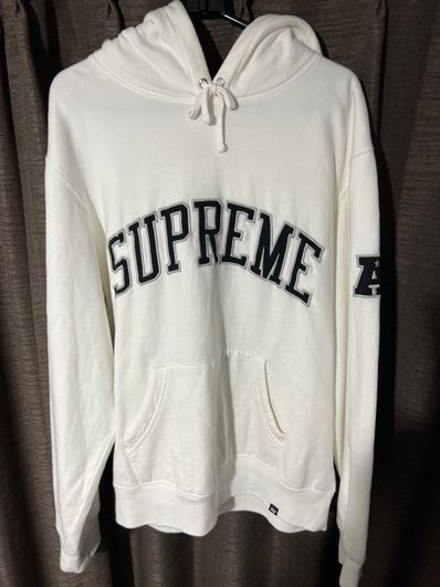 Supreme / NFL Raiders Hooded Sweatshirt "White"